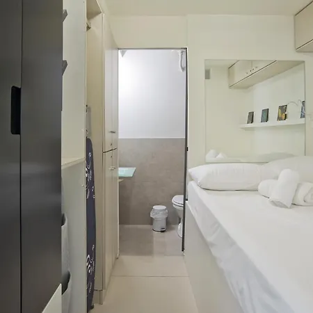 Апартаменты Milanou Glyfada G4 Corner Афины Экстерьер фото